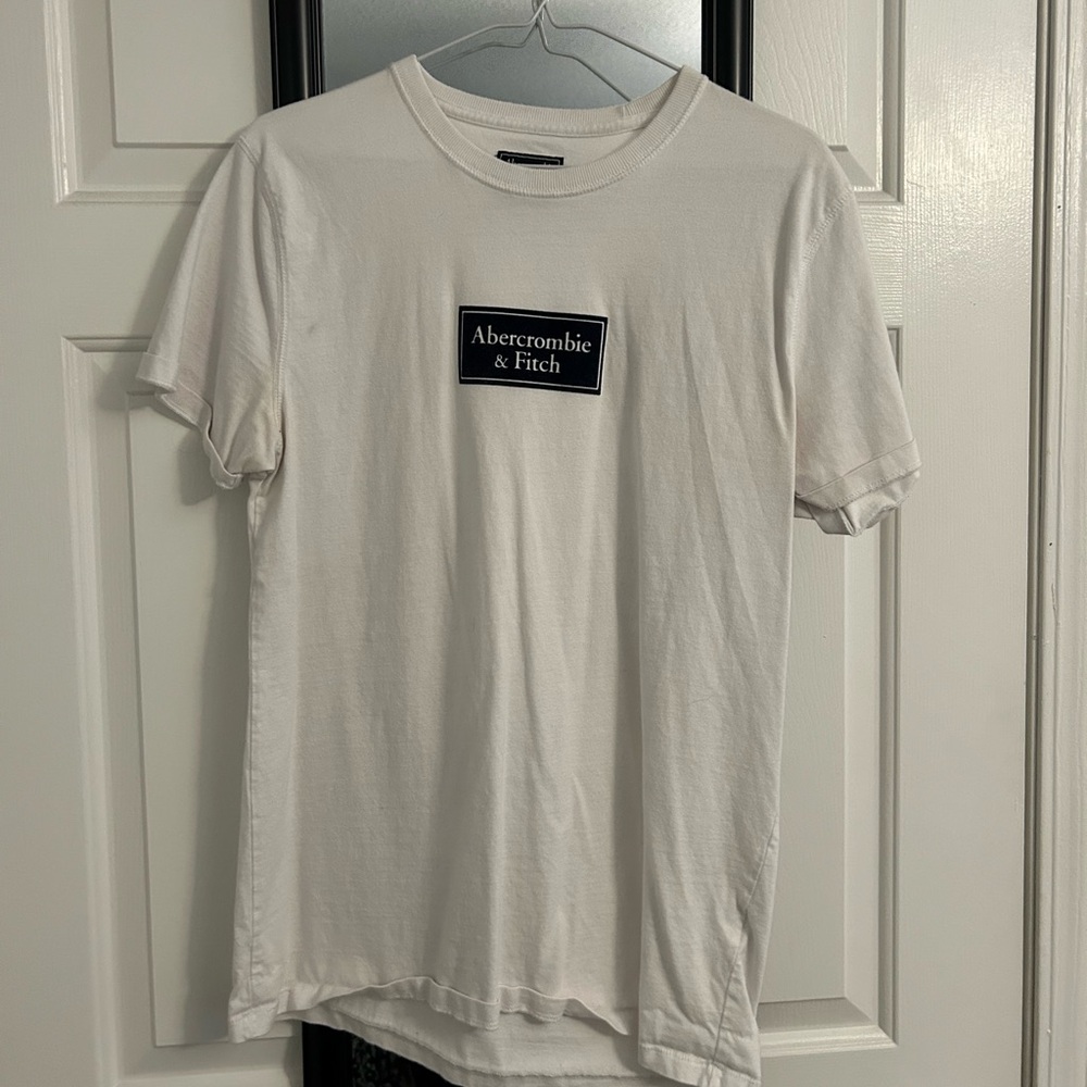 Abercrombie T shirt